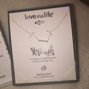 love this life necklace / strength❤️